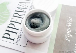 Piperwai Natural Deodorant Sample with Activated Charcoal