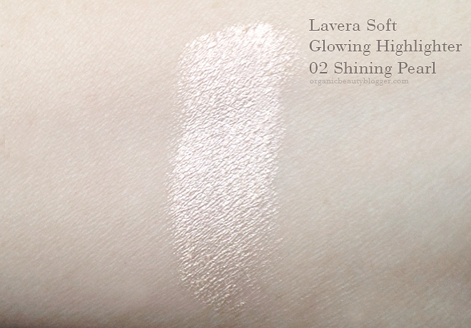 Lavera Soft Glow Organic Cream Highlighter in Shining Pearl